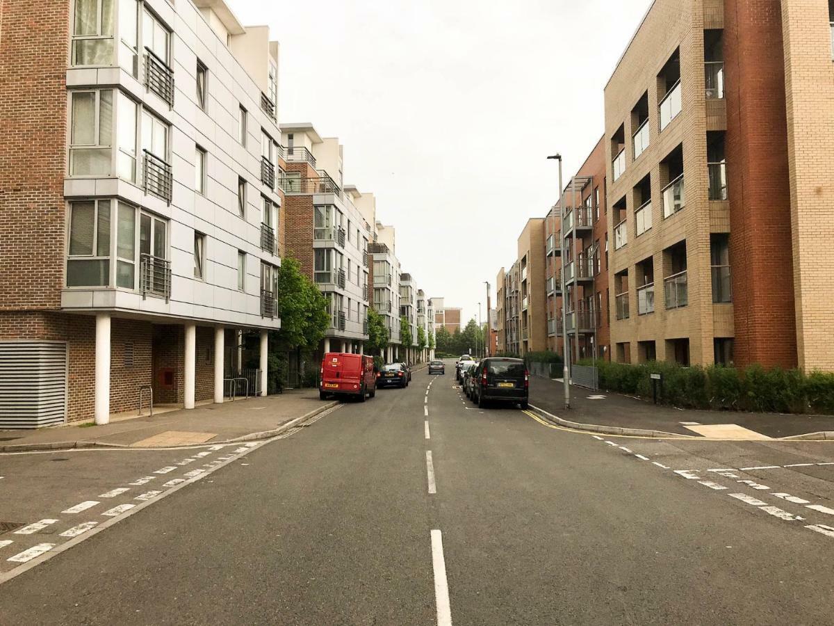 City Centre Apartment Portsmouth Eksteriør billede
