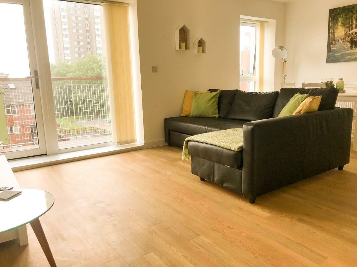 City Centre Apartment Portsmouth Eksteriør billede